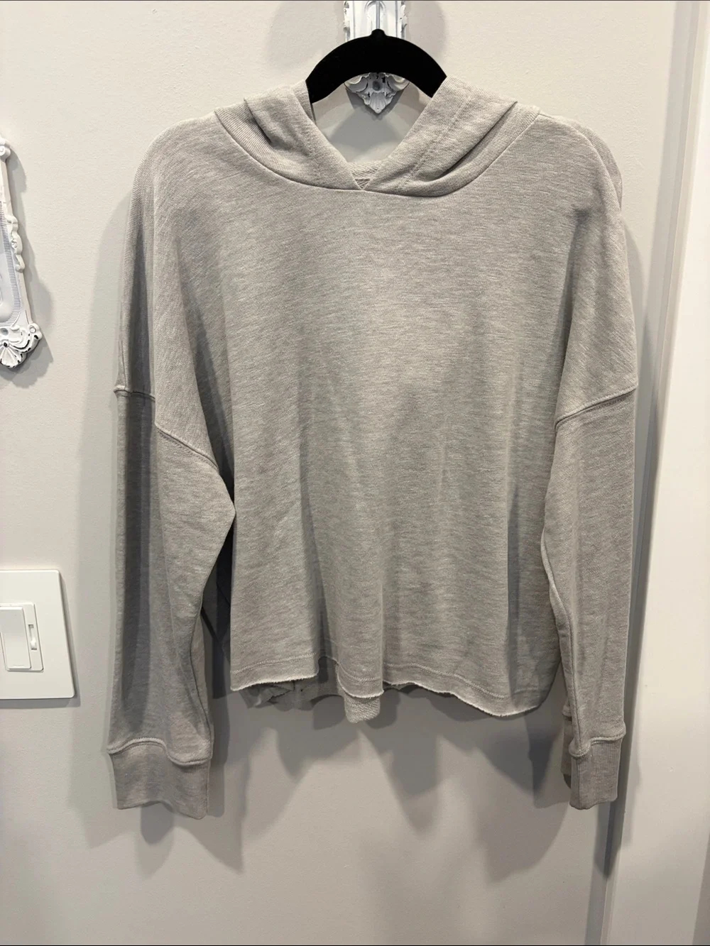 Old Navy Heather Gray Hooded Sweatshirt